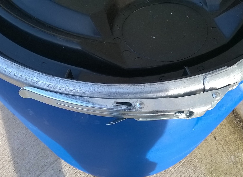 Fut PE ouverture total rénové 136 litres