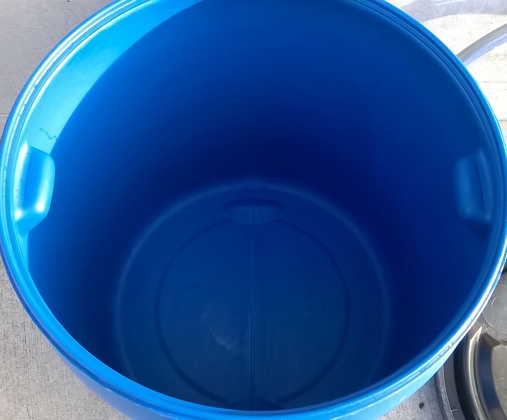 Fut PE ouverture total rénové 136 litres