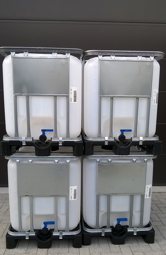 Cuve IBC 600 litres reconditionnée poche neuve - Naturel ouverture 225mm - Palette plastique "Schutz"