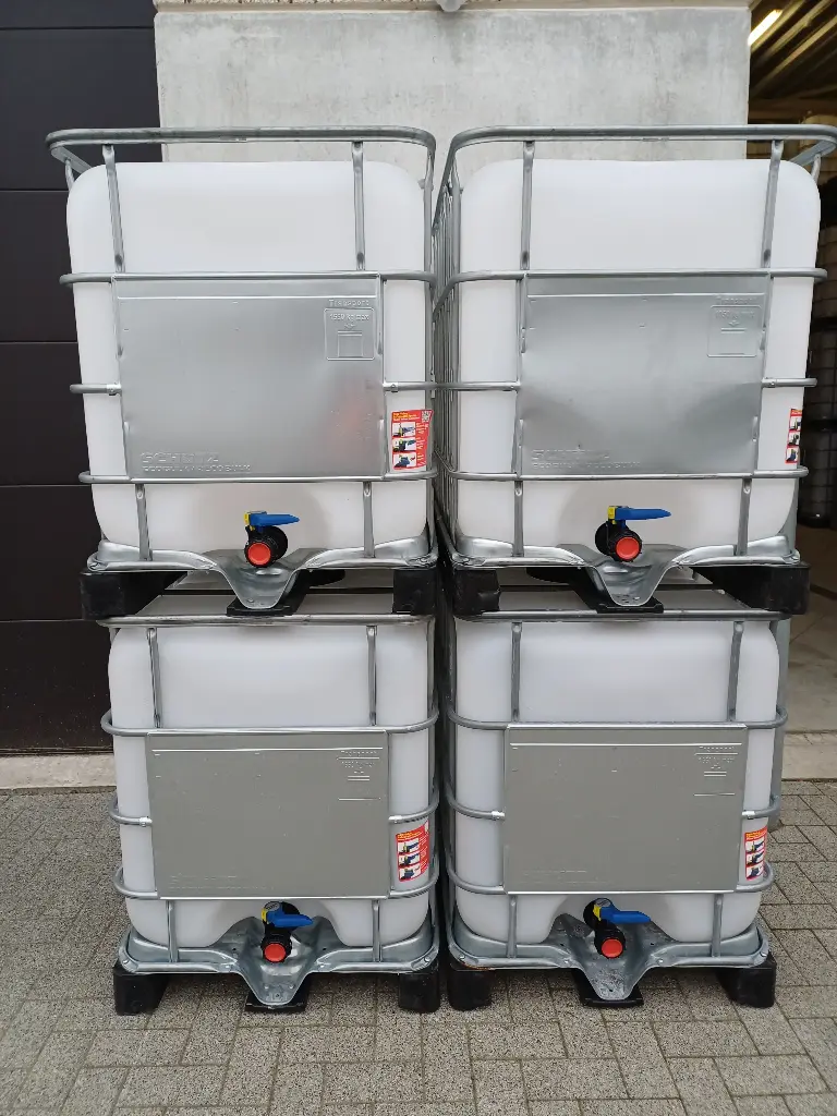 Cuve IBC 600 litres reconditionnée poche neuve - Naturel ouverture 225mm - Palette plastique "Schutz"