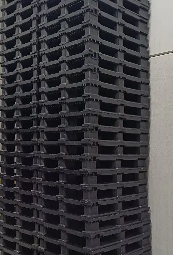 [PP80BX] Palette plastique d'occasion comme neuve 80x120cm